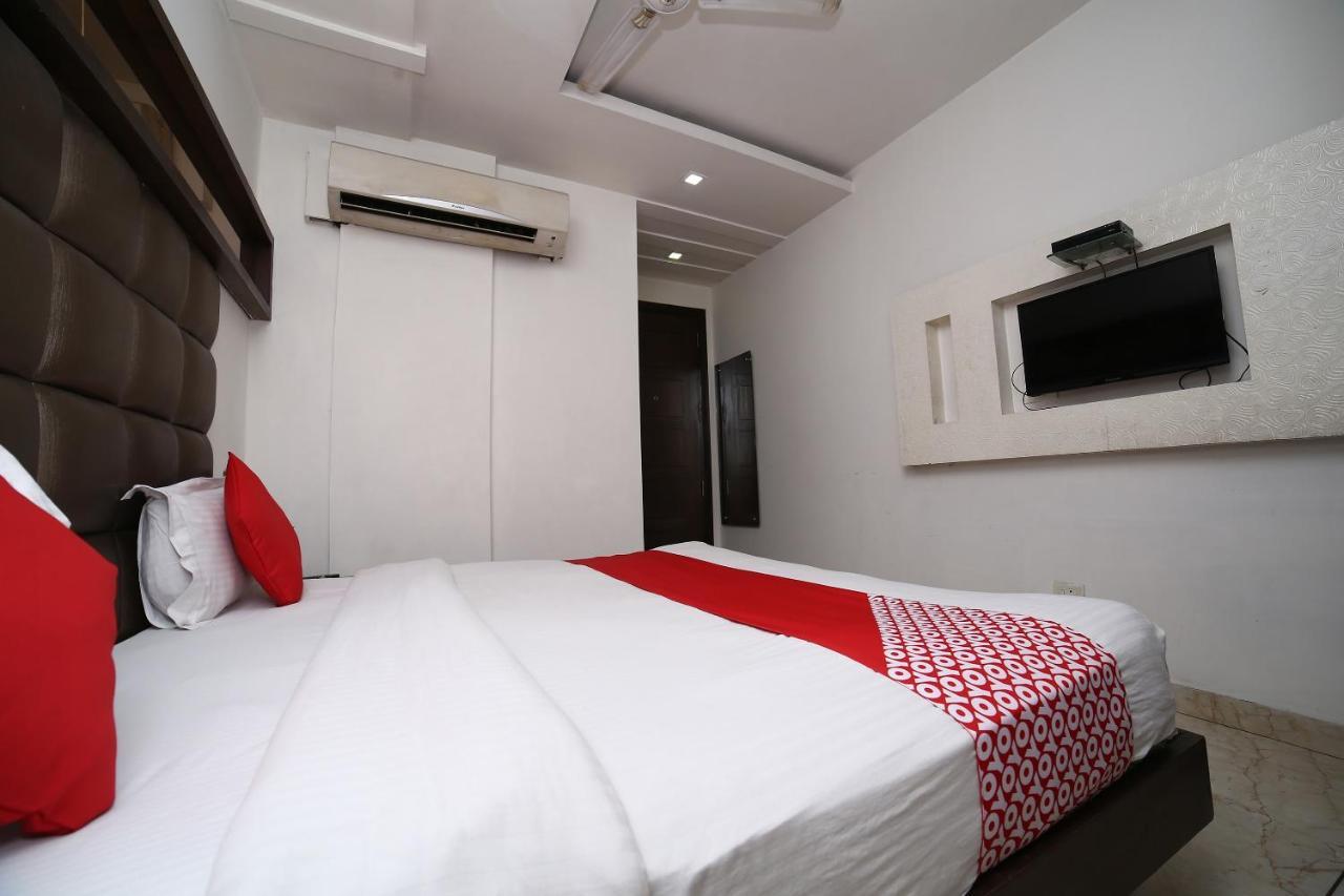 Oyo 11150 Hotel Jmd Rooms New Delhi Bagian luar foto
