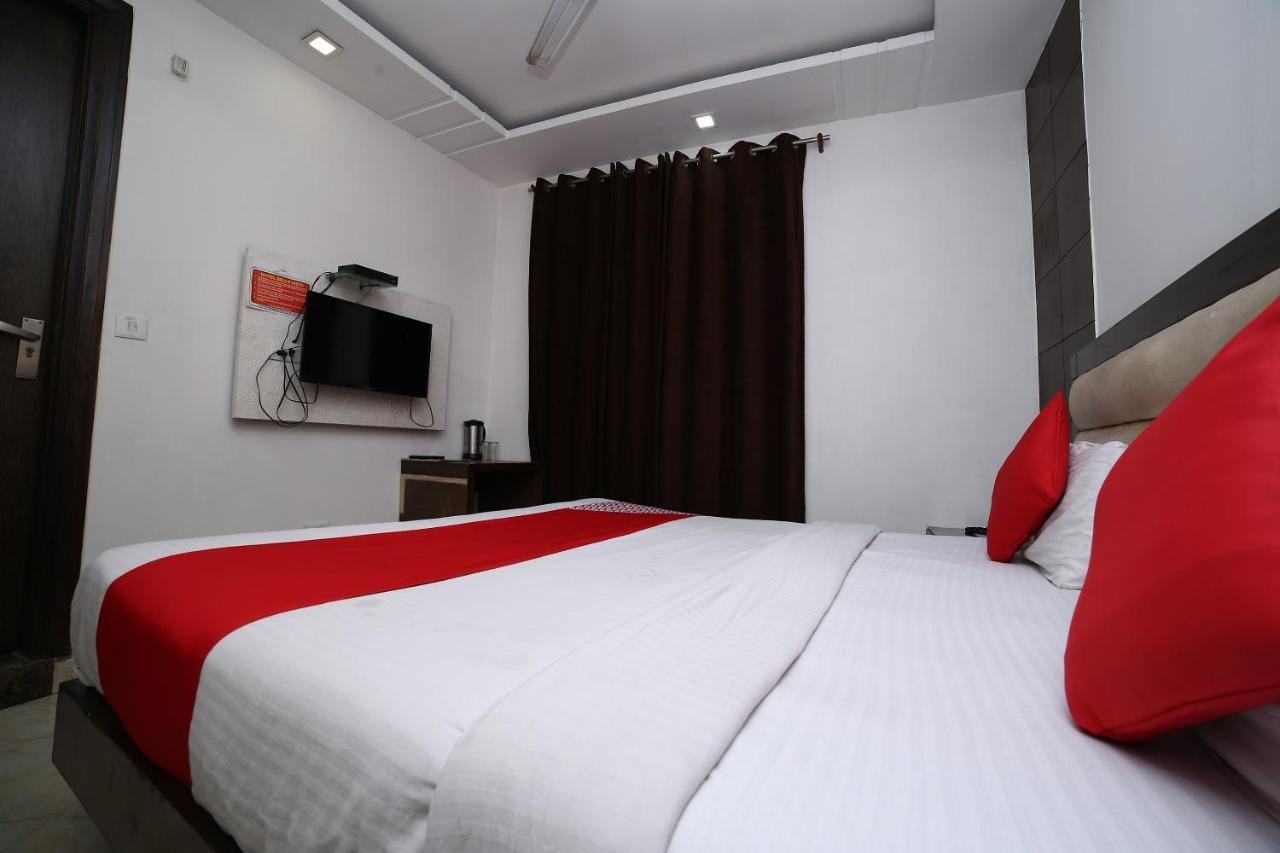 Oyo 11150 Hotel Jmd Rooms New Delhi Bagian luar foto