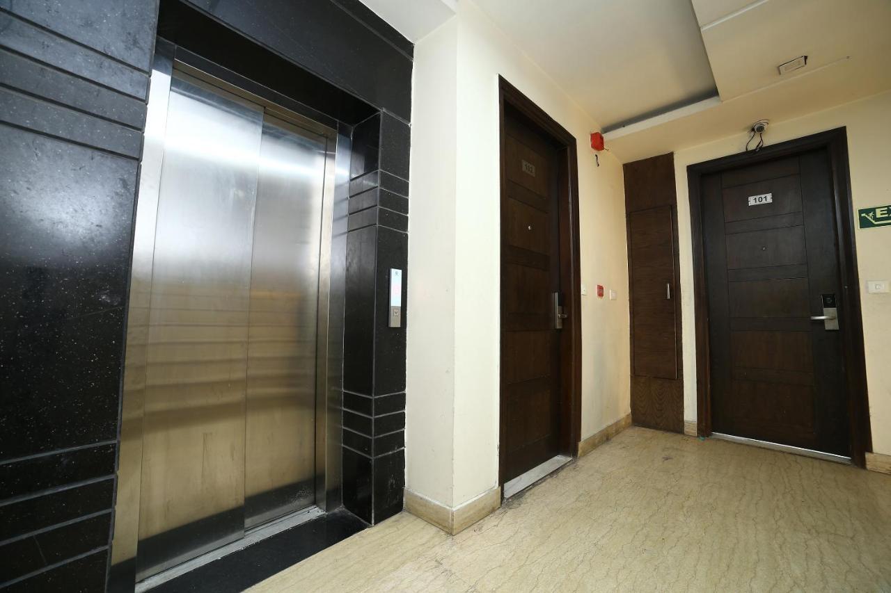 Oyo 11150 Hotel Jmd Rooms New Delhi Bagian luar foto