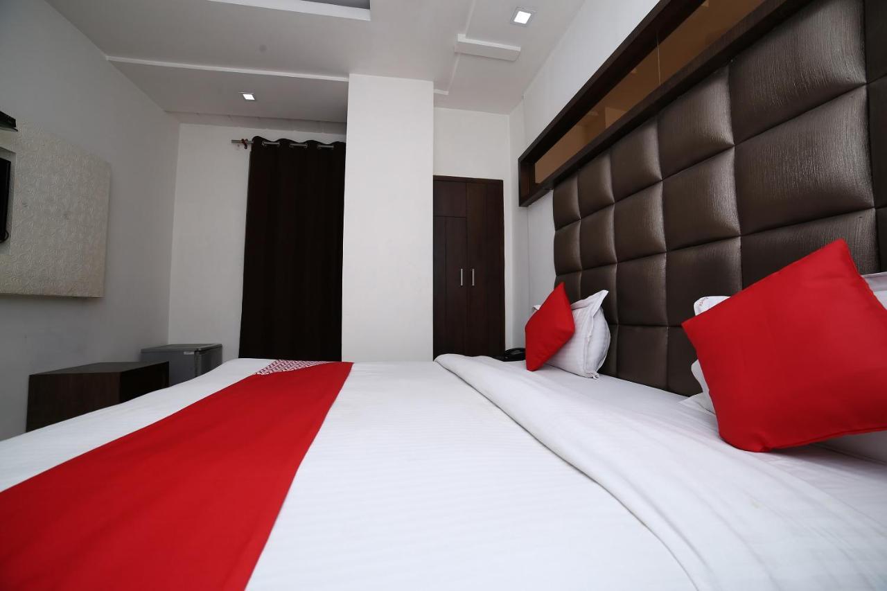 Oyo 11150 Hotel Jmd Rooms New Delhi Bagian luar foto