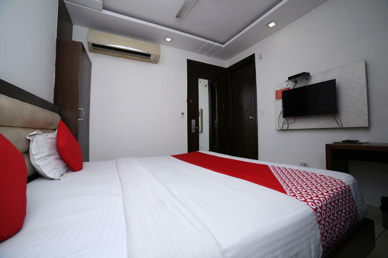 Oyo 11150 Hotel Jmd Rooms New Delhi Bagian luar foto